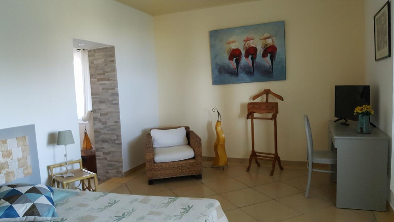 Levolle Marine Hotel Poggio Mezzana Luaran gambar